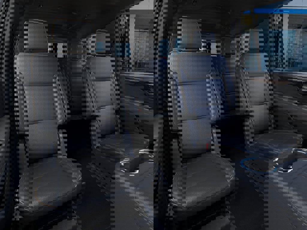 New 2026 Chevrolet Suburban Premier image 17