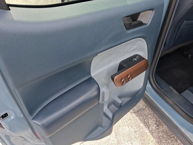 Used 2023 Ford Maverick Lariat FWD image 9
