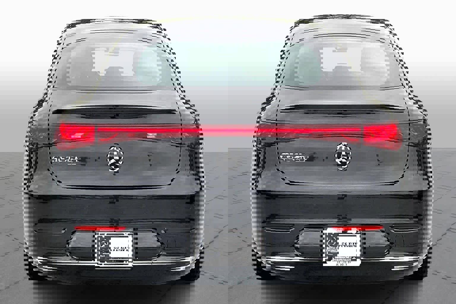 Used 2023 Mercedes-Benz EQS 450+ Sedan image 4