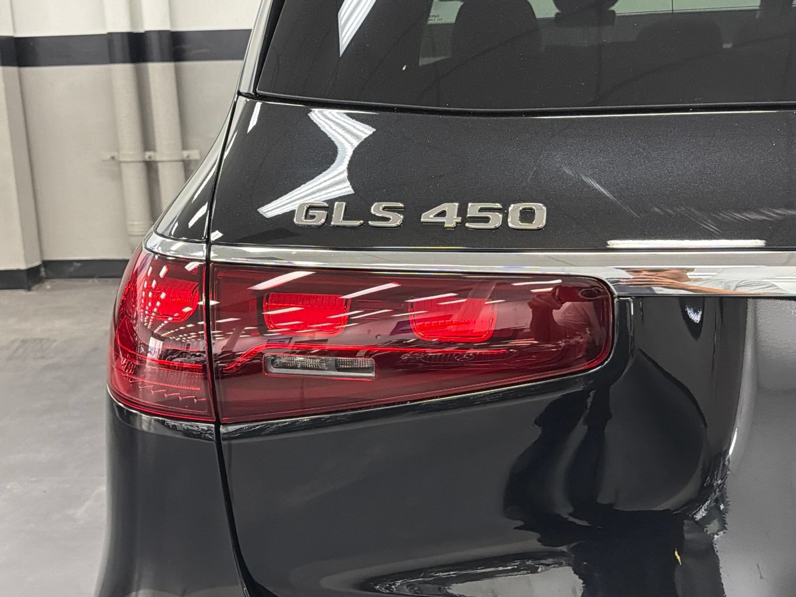 Used 2026 Mercedes-Benz GLS 450 4MATIC image 14