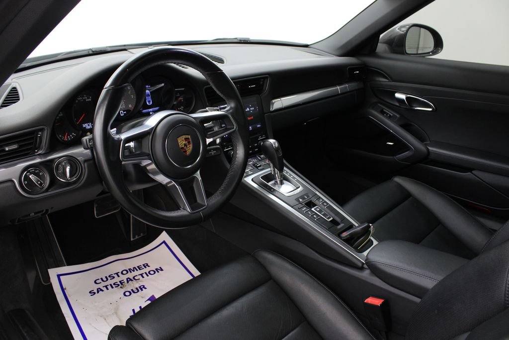 Certified 2018 Porsche 911 Carrera S RWD image 4