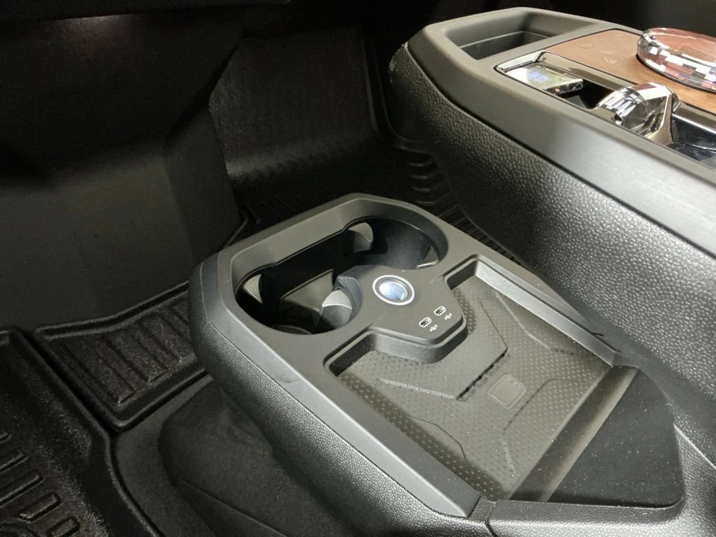 Used 2024 BMW iX M60 AWD/4WD image 12