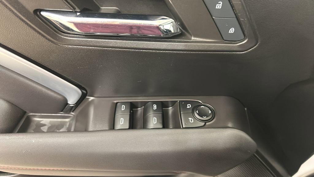 Used 2024 Chevrolet Colorado Z71 w/ Advanced Trailering Package image 17