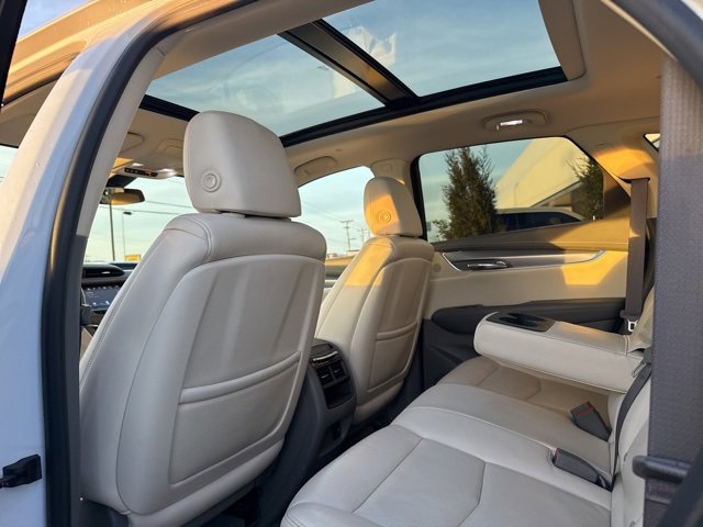 Used 2017 Cadillac XT5 Premium Luxury image 36