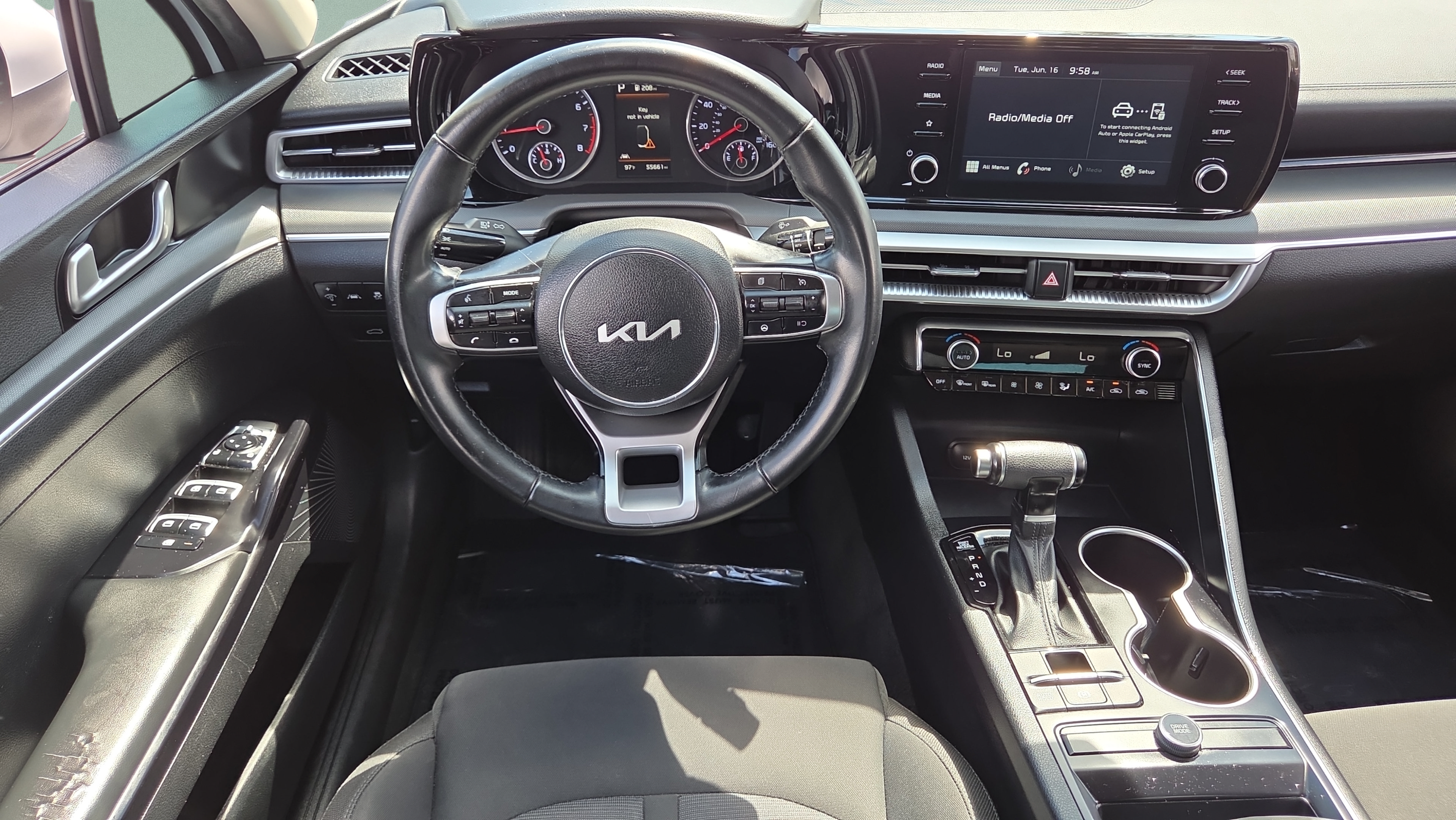 Used 2022 Kia K5 LXS AWD/4WD image 12