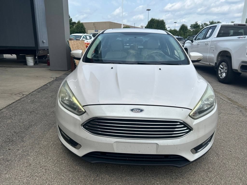 Used 2015 Ford Focus Titanium FWD image 2