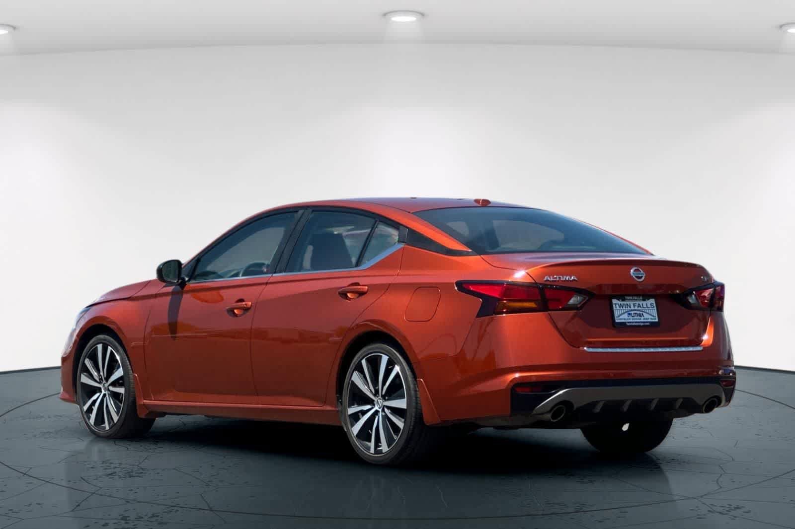 Used 2021 Nissan Altima 2.5 SR FWD image 8