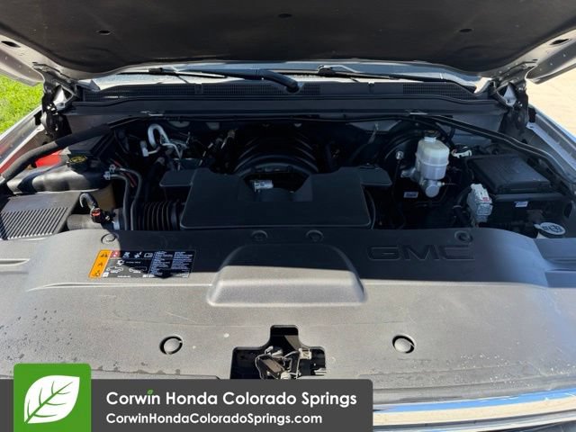 Used 2019 GMC Yukon XL SLT w/ Open Road Package AWD/4WD image 33