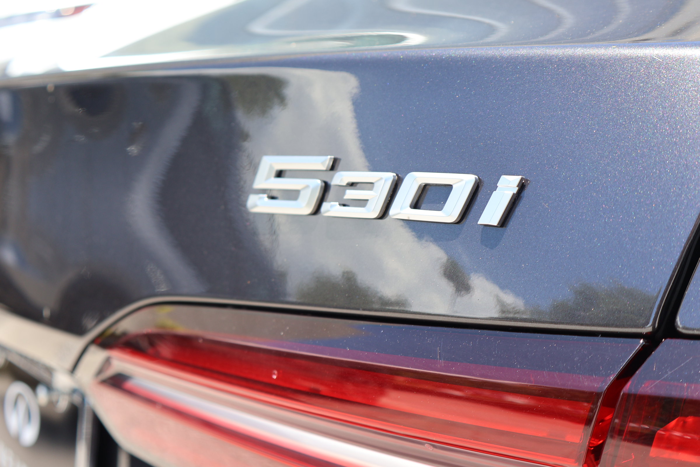 Used 2025 BMW 530i RWD image 9