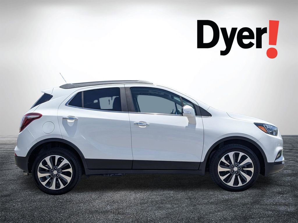 Used 2019 Buick Encore Essence w/ Safety Package II AWD/4WD image 3