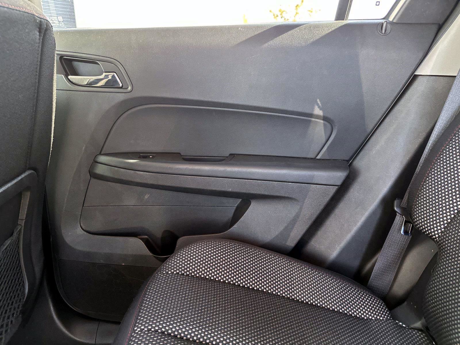 Used 2015 GMC Terrain SLE w/ Convenience Package image 15