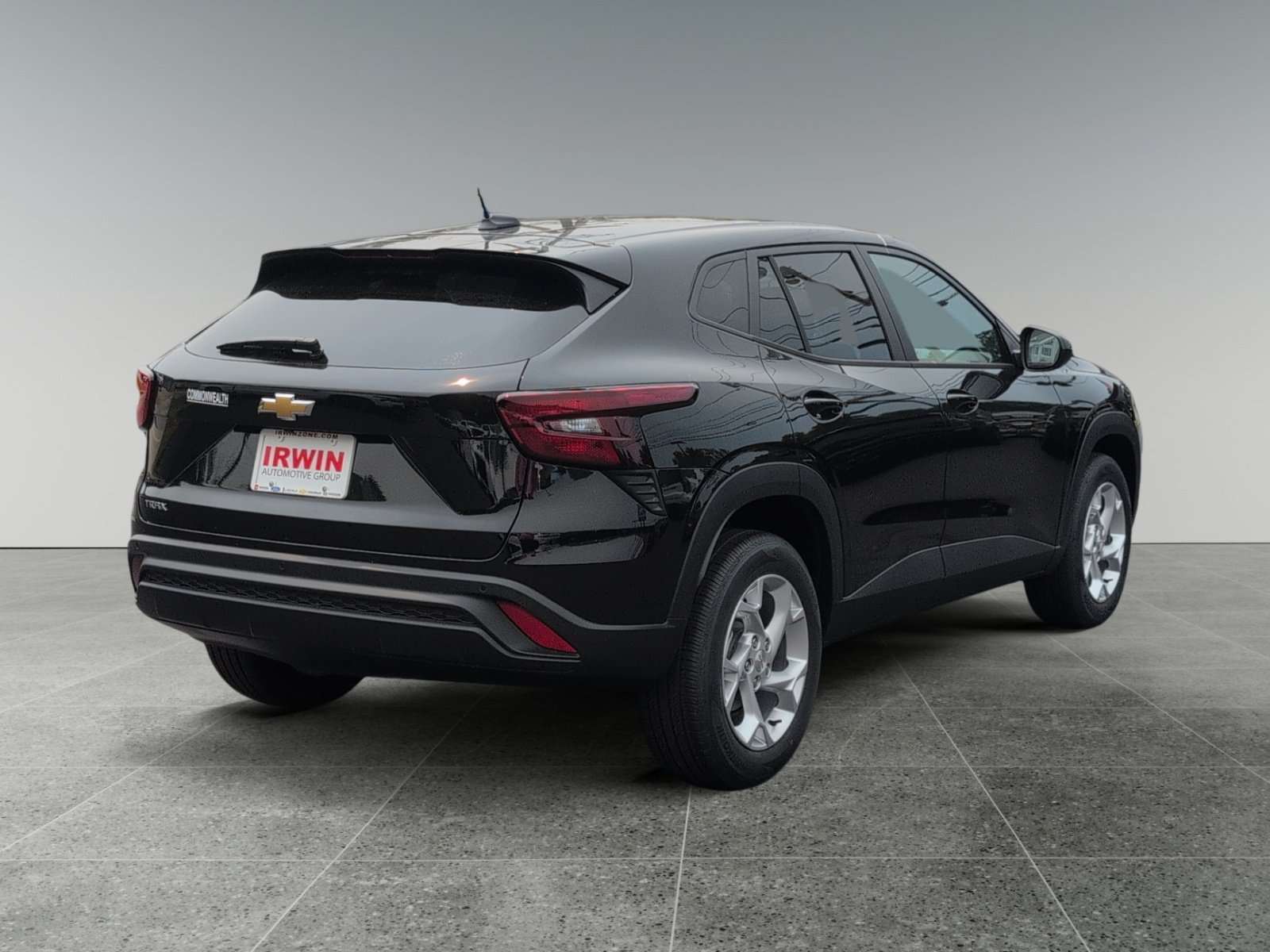 New 2026 Chevrolet Trax LS w/ LS Convenience Package FWD image 5