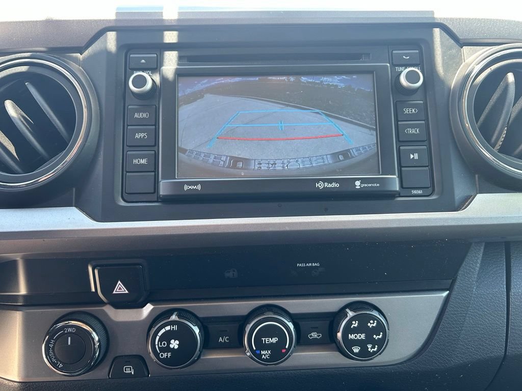 Used 2019 Toyota Tacoma SR5 AWD/4WD image 17
