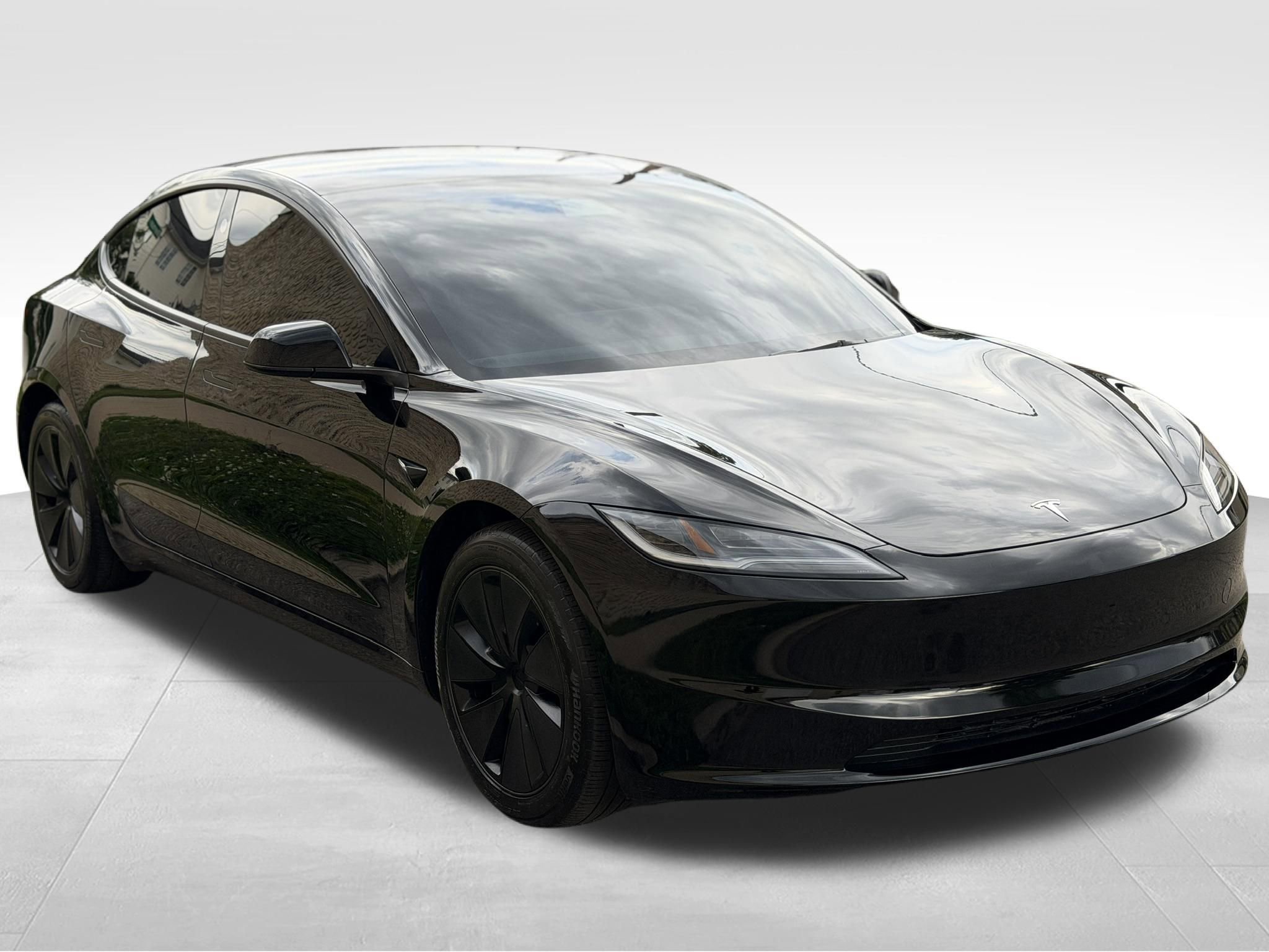 Used 2025 Tesla Model 3 Long Range AWD/4WD image 3