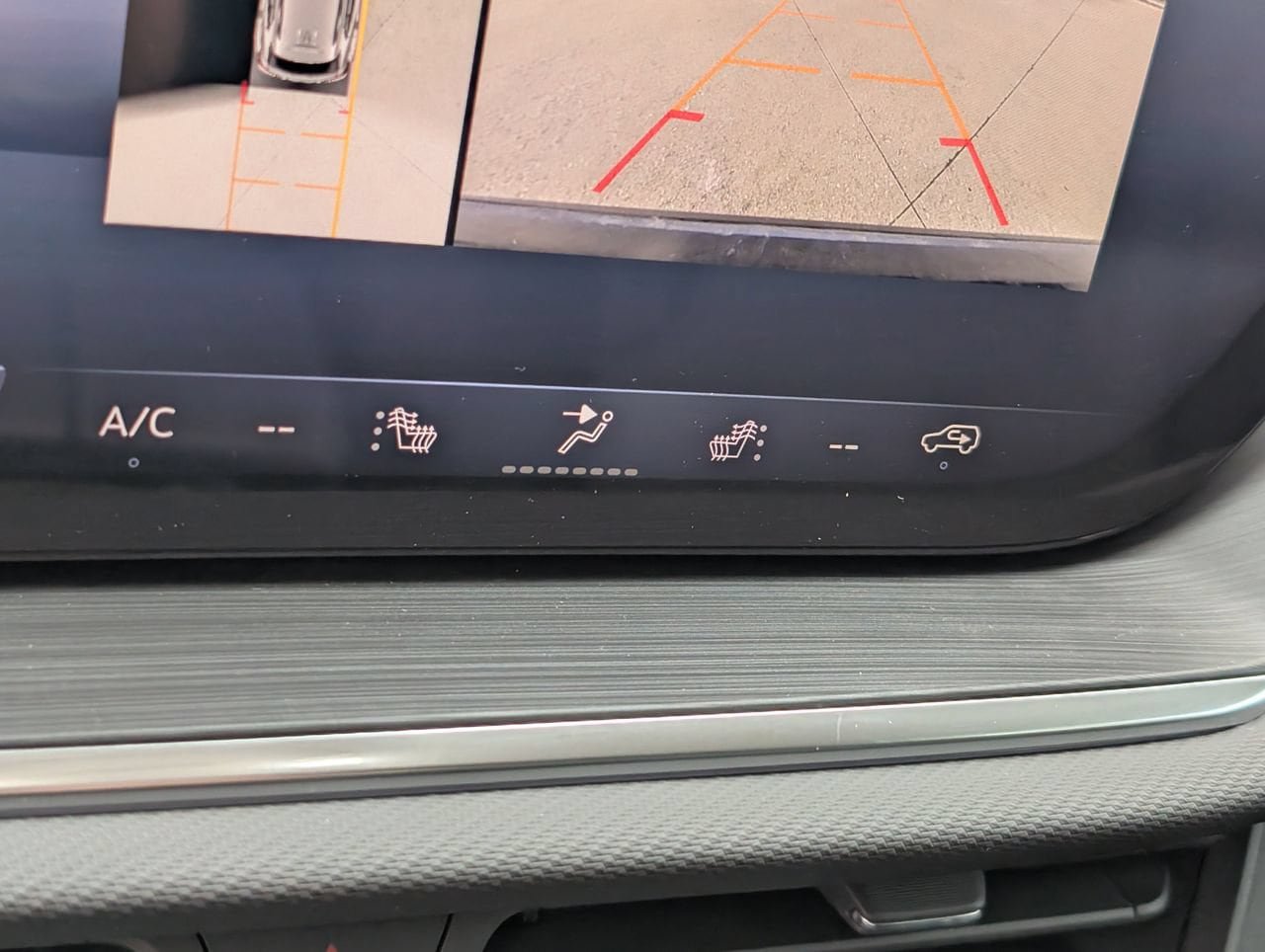 New 2026 Buick Envision Preferred AWD/4WD image 14