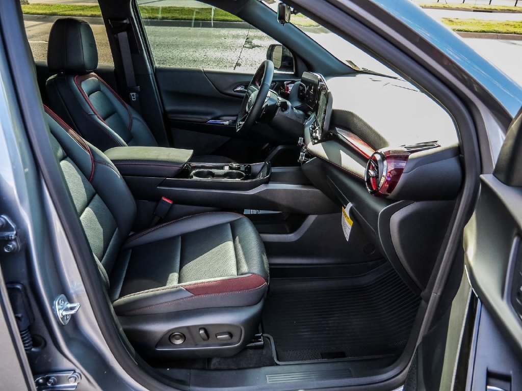 New 2027 Chevrolet Equinox RS w/ Safety and Technology Package FWD image 14