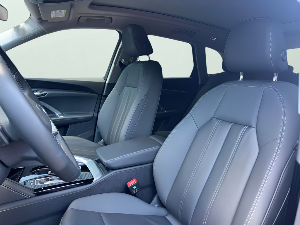 Certified 2025 Audi Q5 Premium w/ Premium Plus AWD/4WD image 13