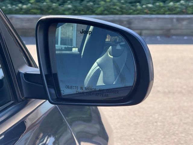 Used 2023 Jeep Compass Altitude w/ Sun and Sound Group image 16