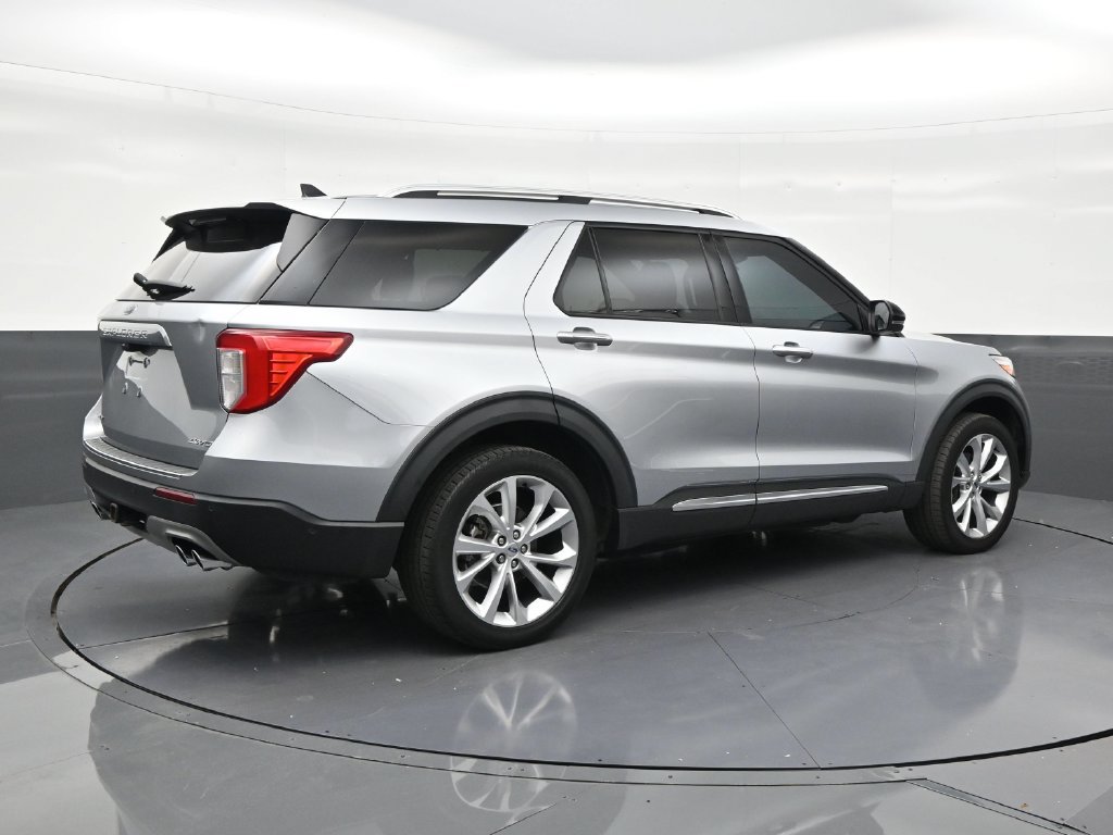 Used 2022 Ford Explorer Platinum w/ Equipment Group 601A AWD/4WD image 5