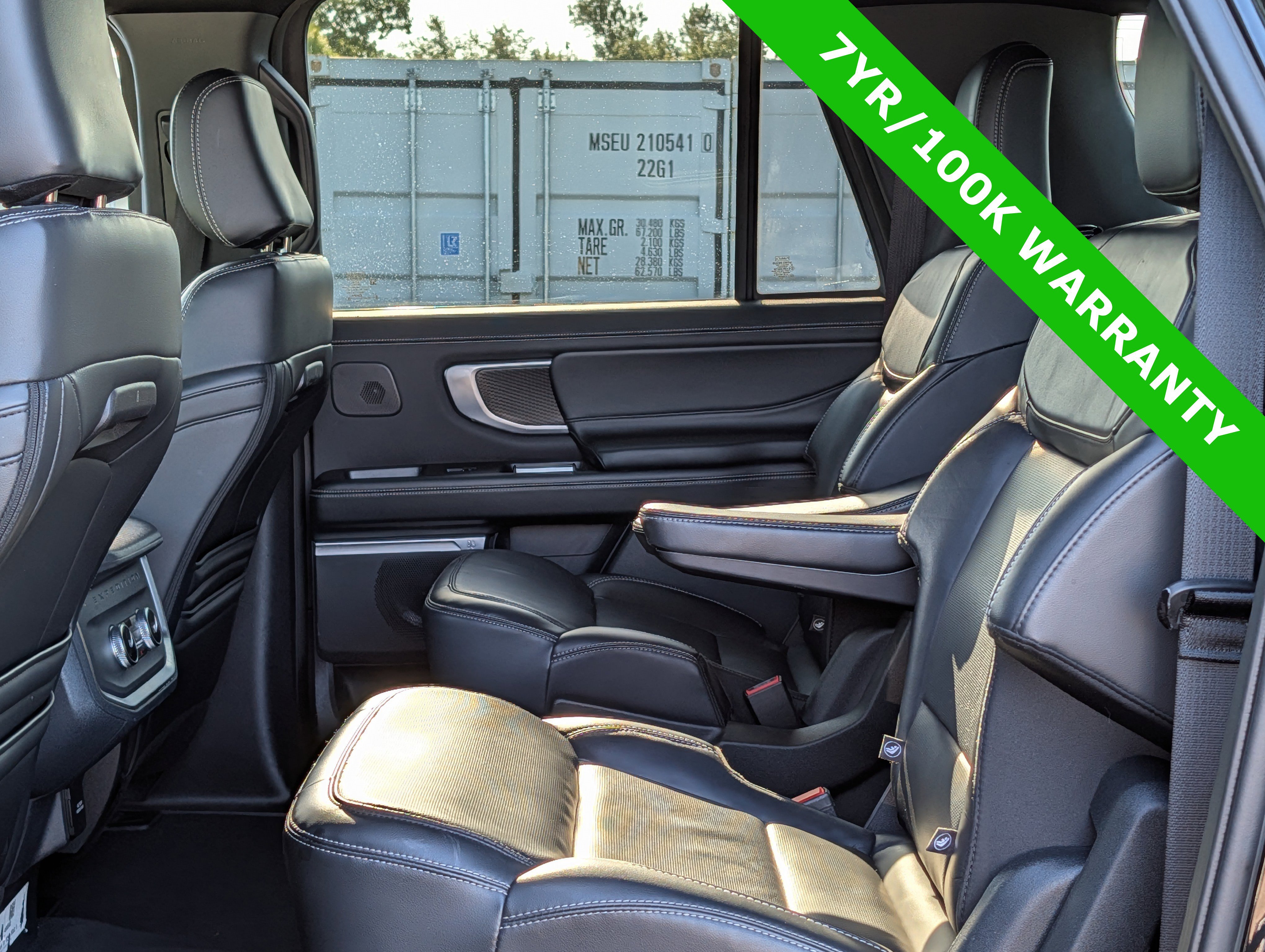 Certified 2025 Ford Expedition Max Platinum w/ Stealth Performance Package AWD/4WD image 17