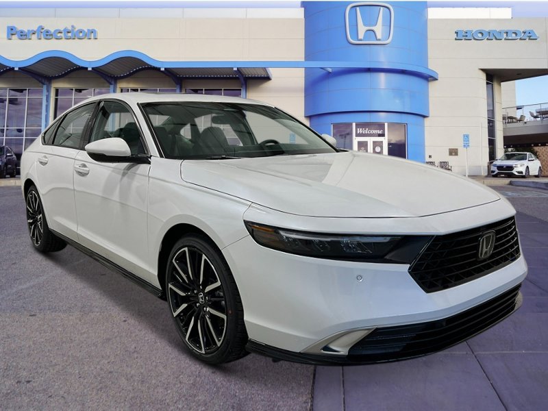 New 2025 Honda Accord Touring image 9