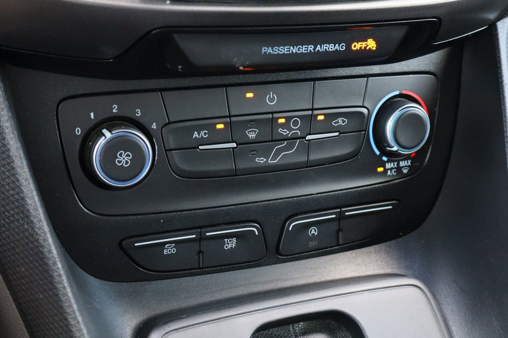 Used 2022 Ford Transit Connect XL image 17