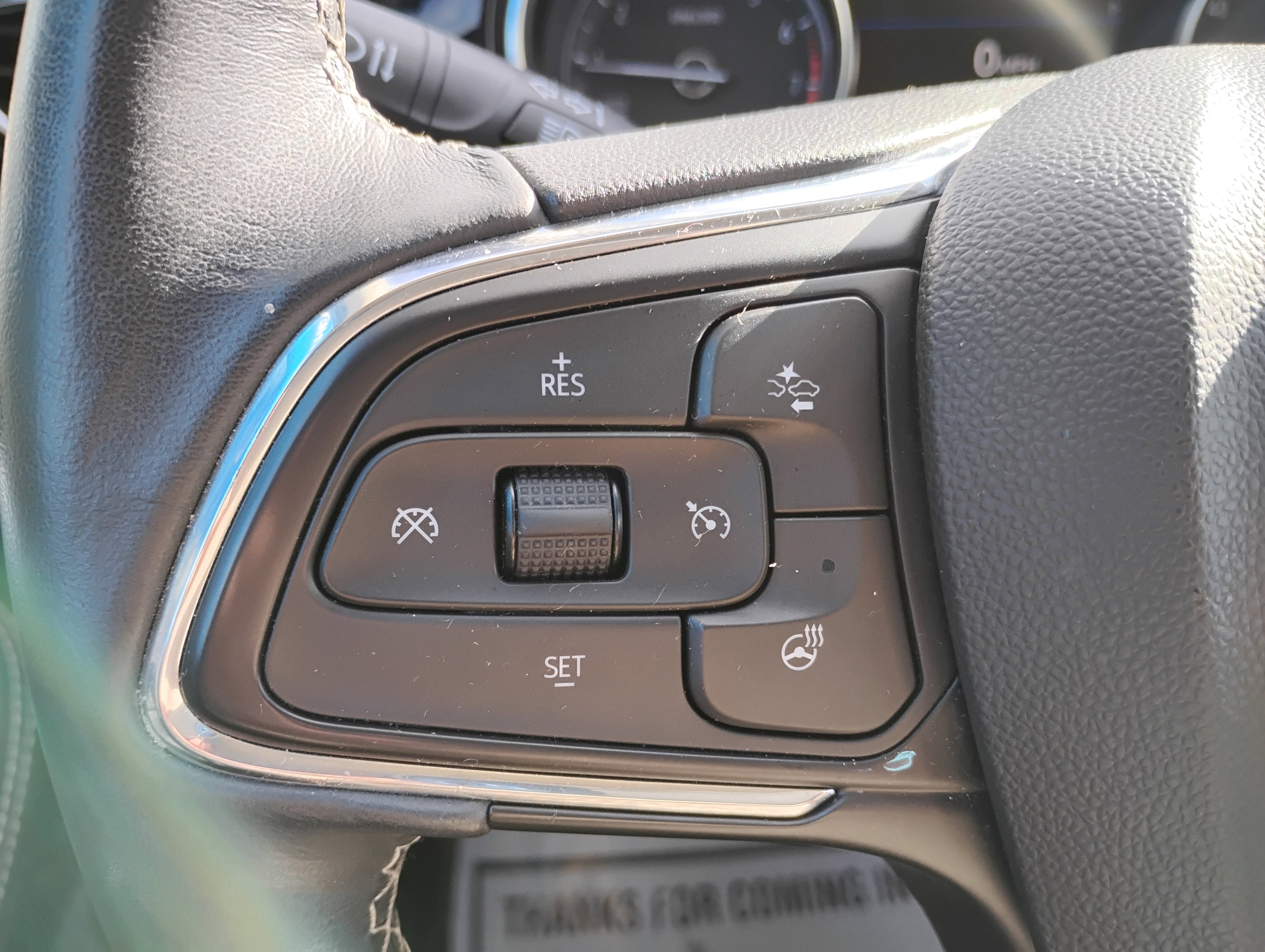 Used 2022 Buick Encore GX Essence w/ Experience Buick Package image 7