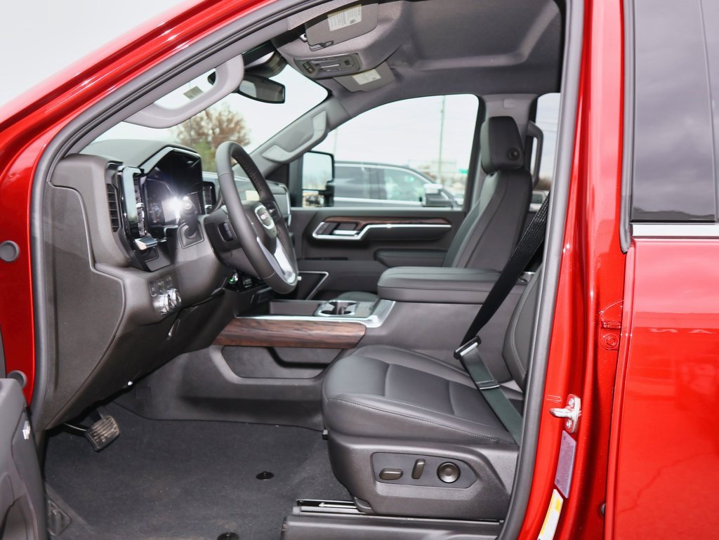 New 2026 GMC Sierra 2500 SLT w/ SLT Premium Package image 7