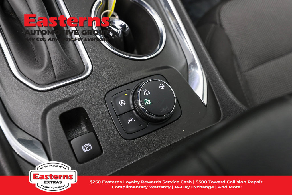 Used 2023 Chevrolet Traverse LT AWD/4WD image 23