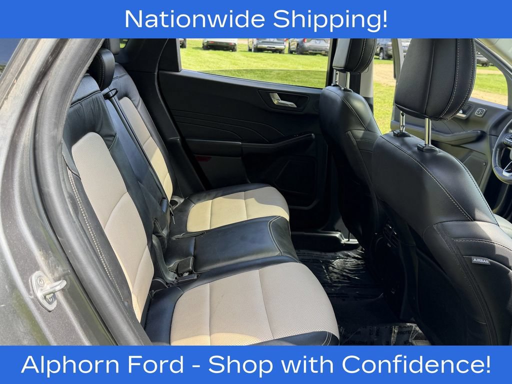 Used 2021 Ford Escape Titanium w/ Titanium Elite Package AWD/4WD image 17