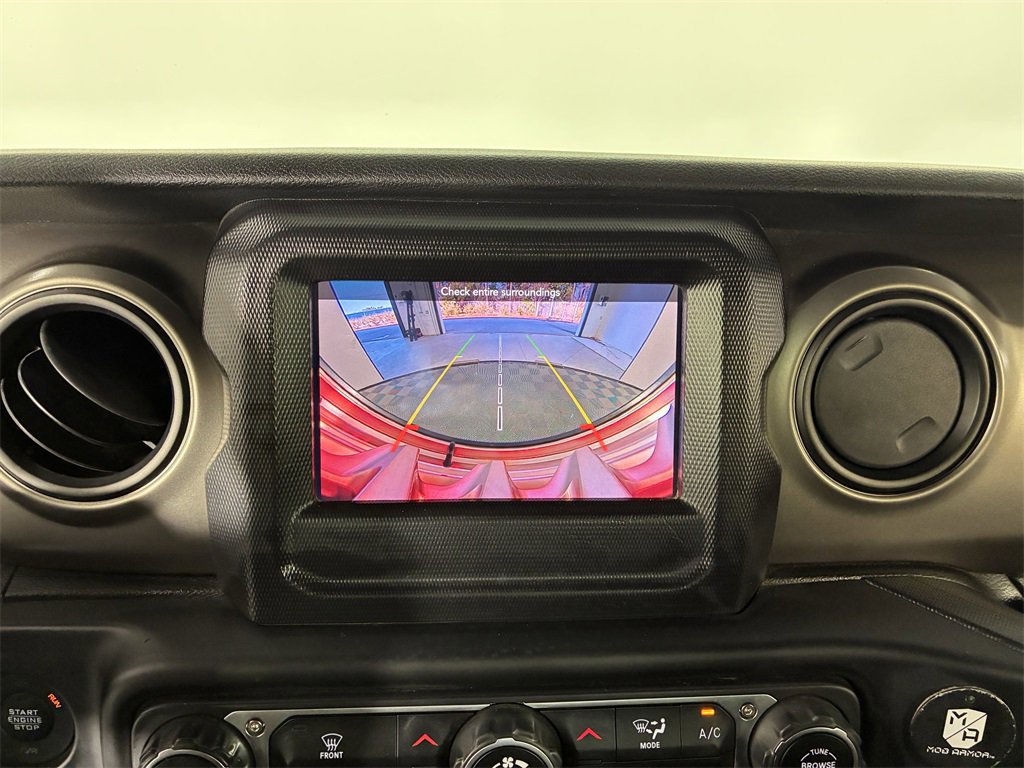 Used 2018 Jeep Wrangler Unlimited Sport S image 24