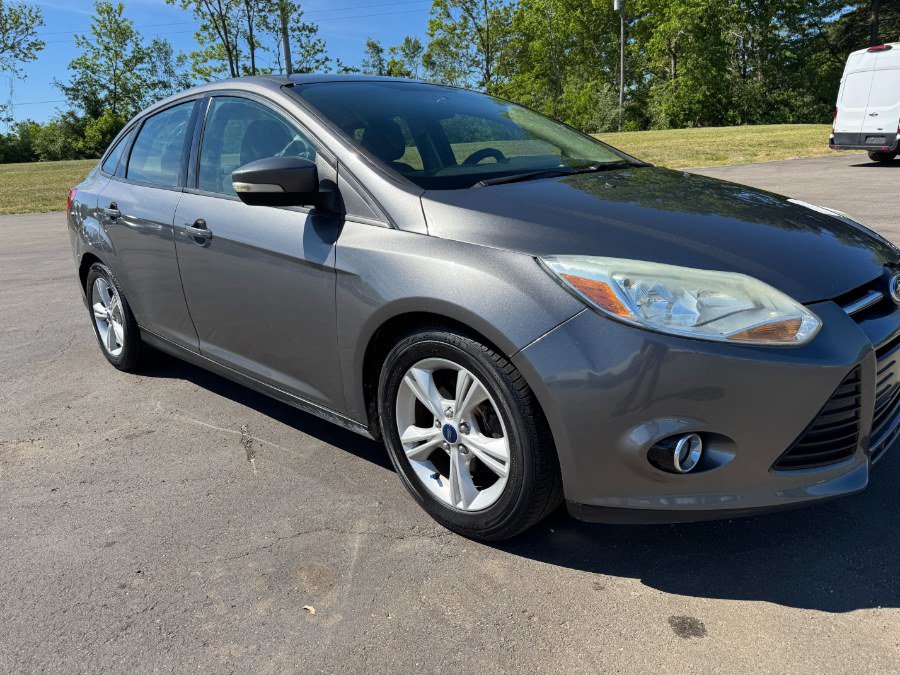 Used 2014 Ford Focus SE FWD image 12
