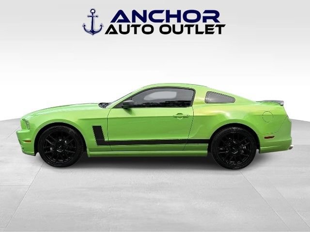 Used 2013 Ford Mustang Coupe RWD image 5
