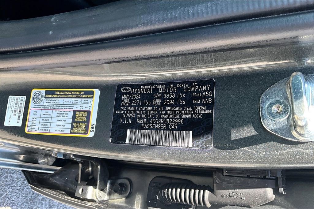 Used 2024 Hyundai Elantra SE FWD image 36