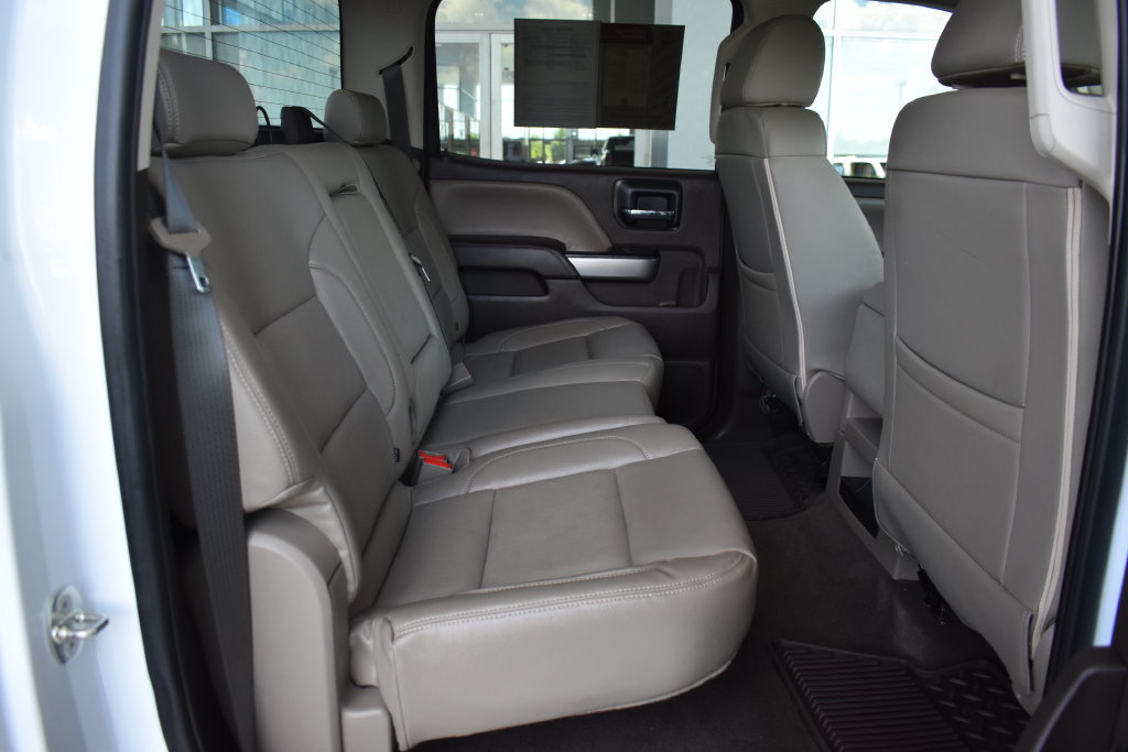 Used 2017 Chevrolet Silverado 1500 LT w/ All Star Edition AWD/4WD image 16