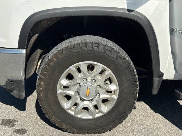 Used 2023 Chevrolet Silverado 2500 LT w/ Convenience Package AWD/4WD image 22