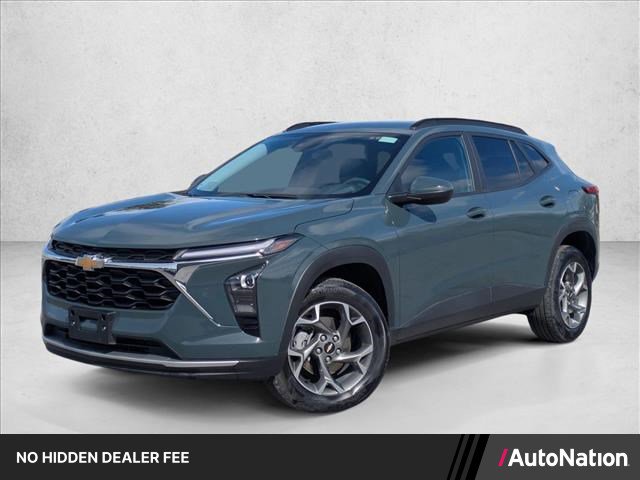 Used 2025 Chevrolet Trax LT