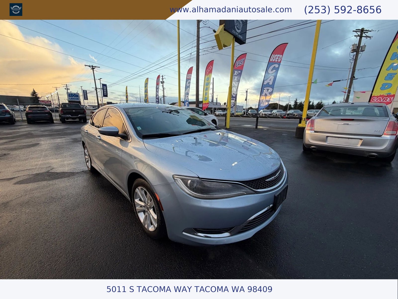 Used 2015 Chrysler 200 Limited w/ Convenience Group image 4