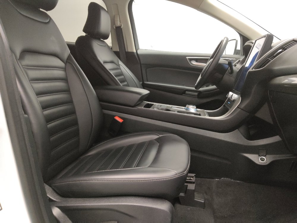 Used 2024 Ford Edge SEL image 21
