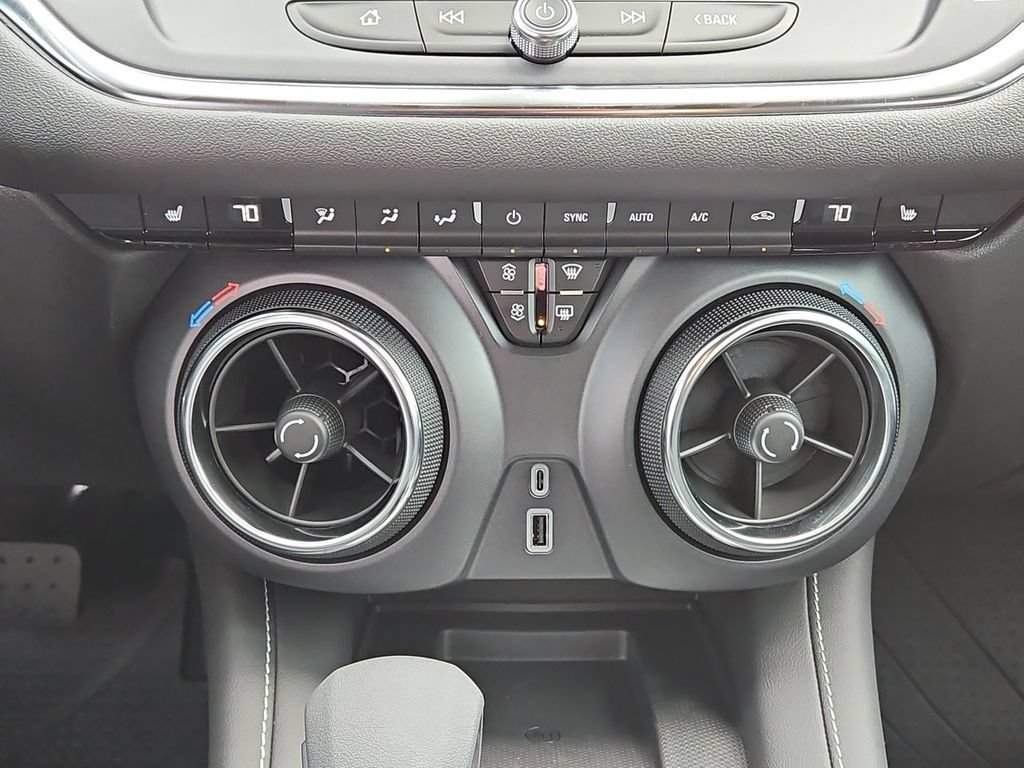New 2026 Chevrolet Blazer LT w/ Convenience Package FWD image 6