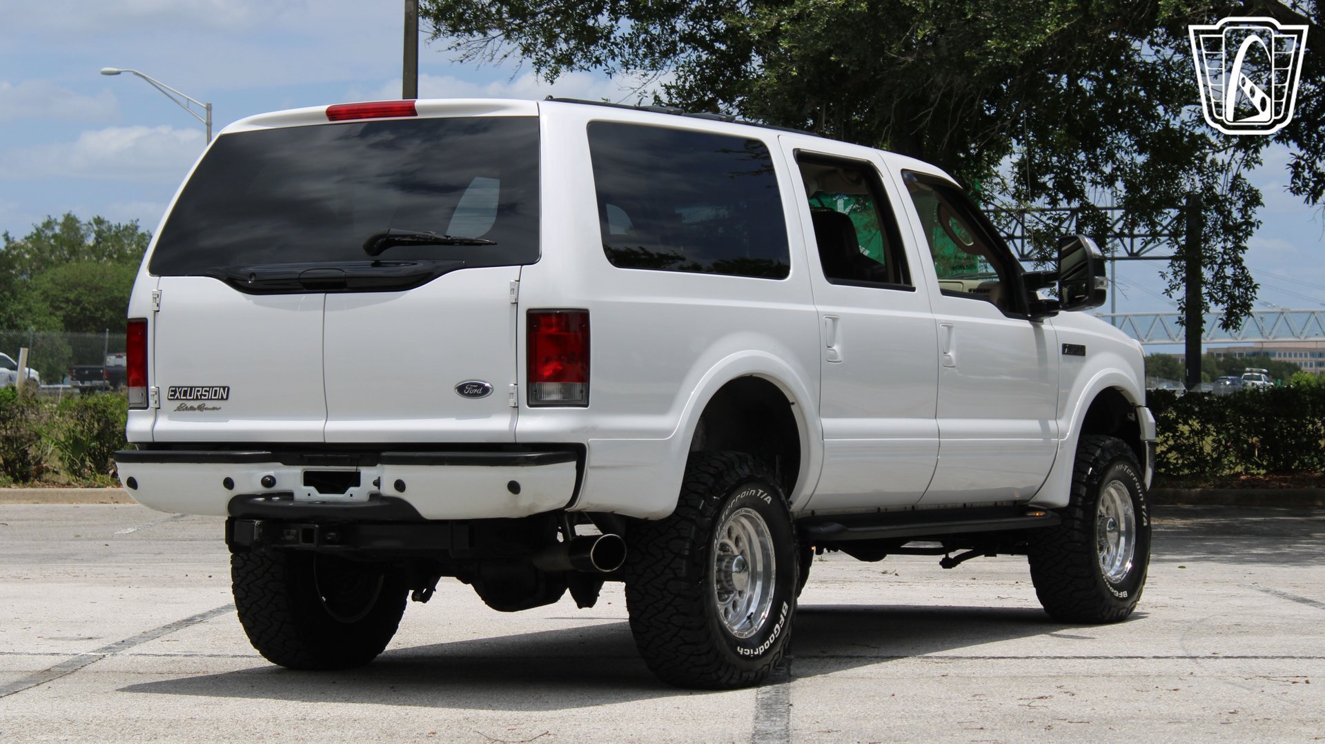 Used 2005 Ford Excursion Eddie Bauer AWD/4WD image 10