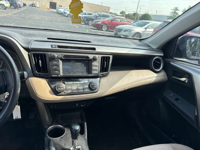 Used 2014 Toyota RAV4 XLE AWD/4WD image 13
