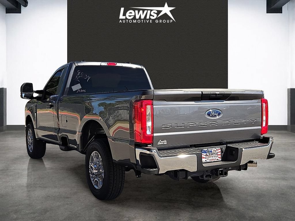 New 2026 Ford F350 XLT RWD image 3