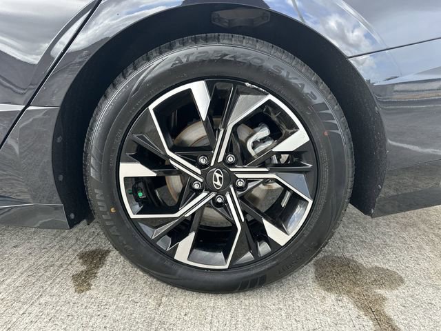 Used 2024 Hyundai Sonata SEL FWD image 11