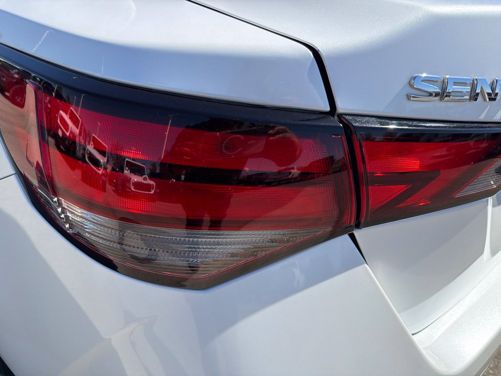 Used 2024 Nissan Sentra SV FWD image 9