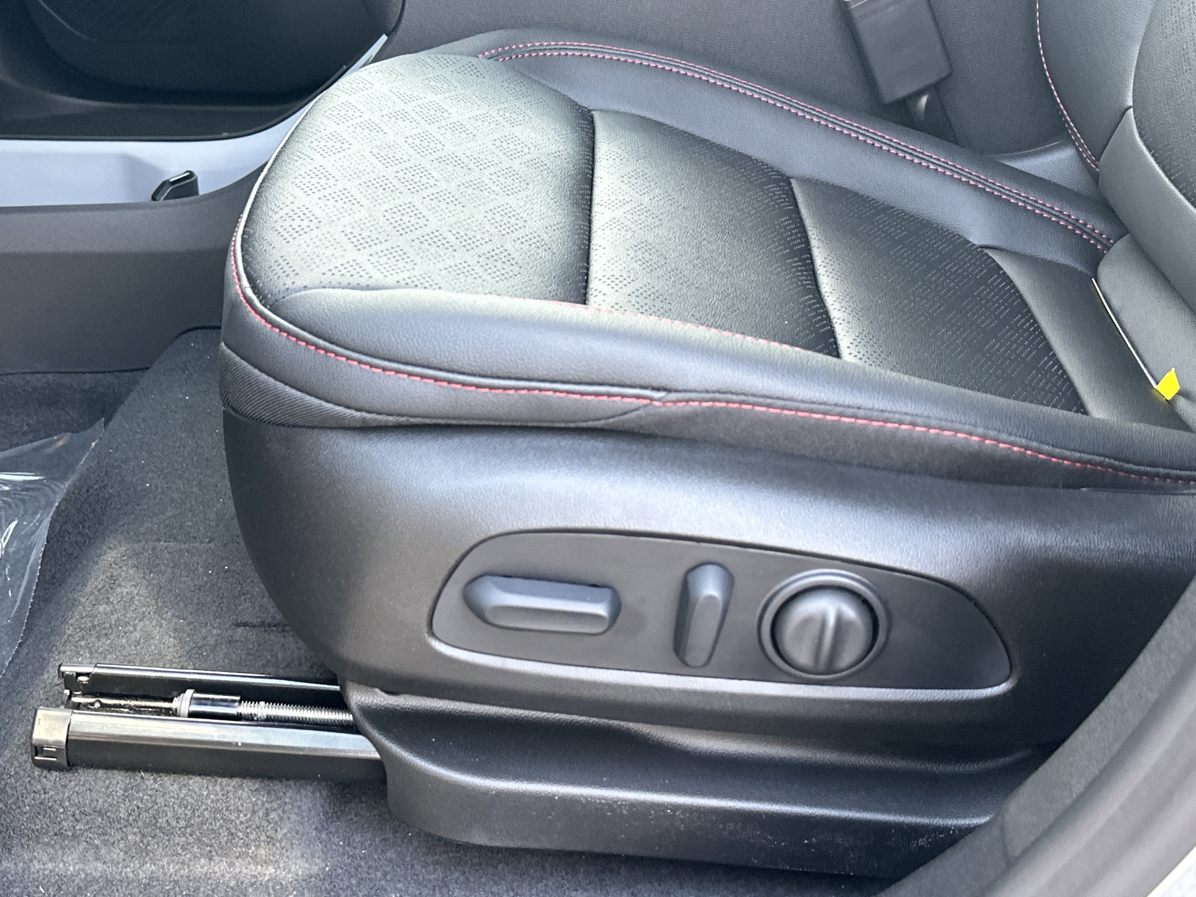 New 2027 Chevrolet Bolt RS w/ Technology Package image 10