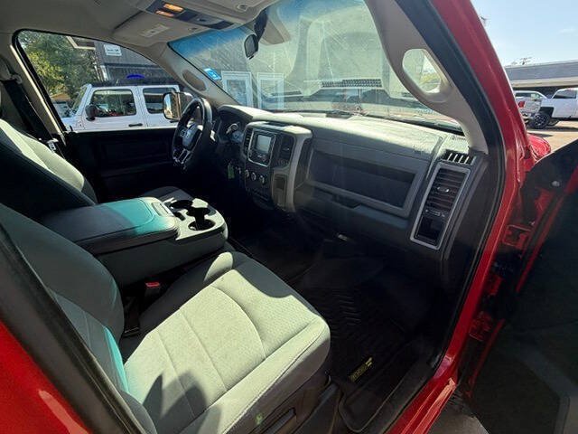 Used 2018 RAM 3500 Tradesman w/ Chrome Appearance Group AWD/4WD image 18