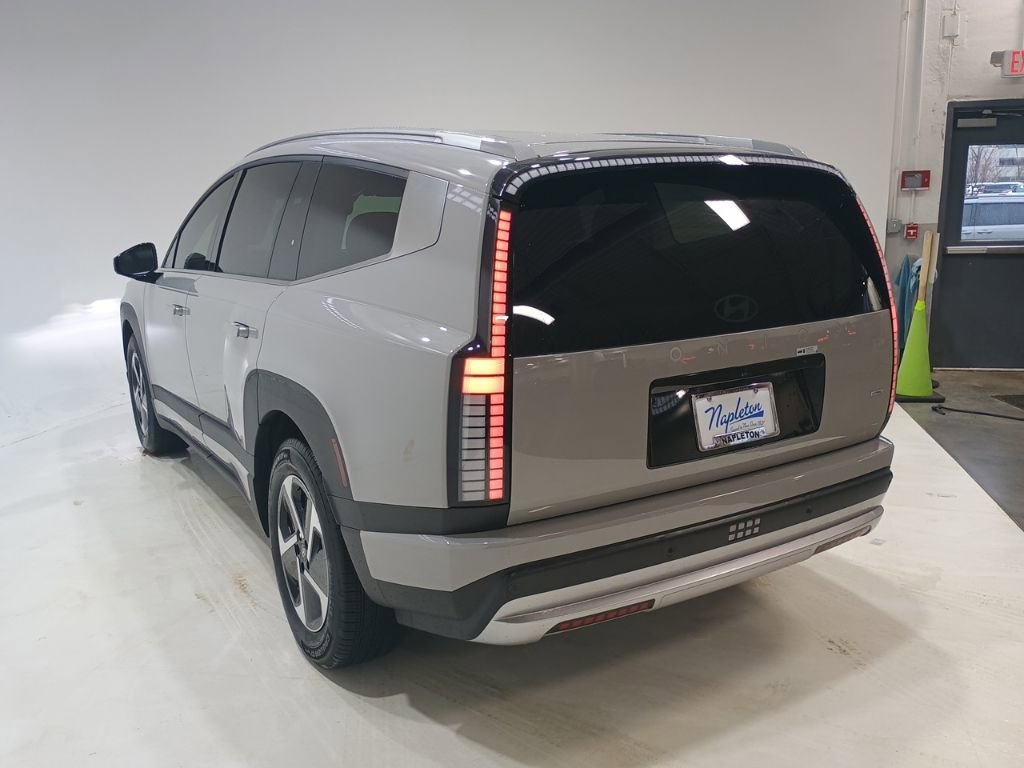 New 2026 Hyundai Ioniq 9 SE image 5