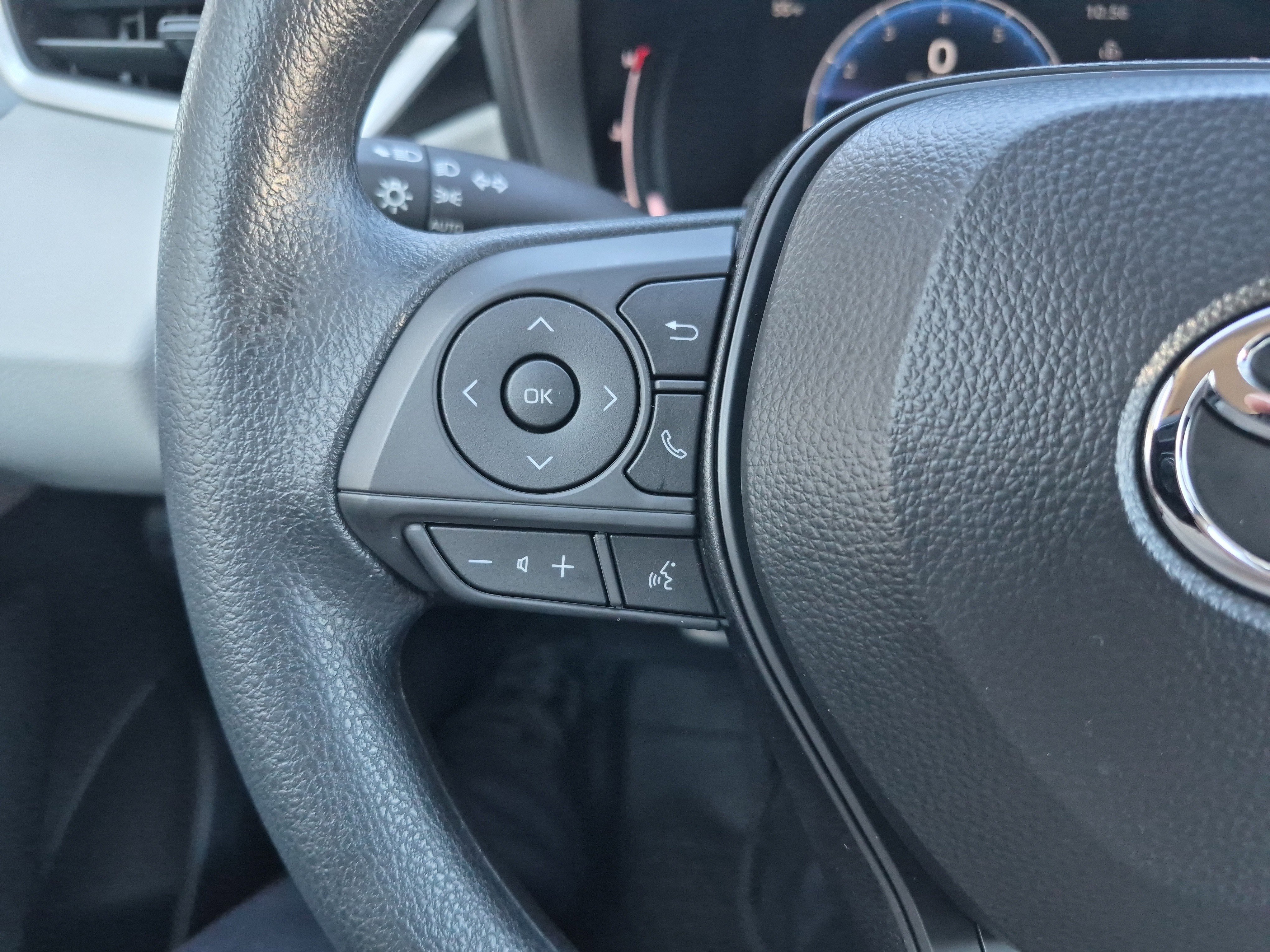 Used 2026 Toyota Corolla LE image 21