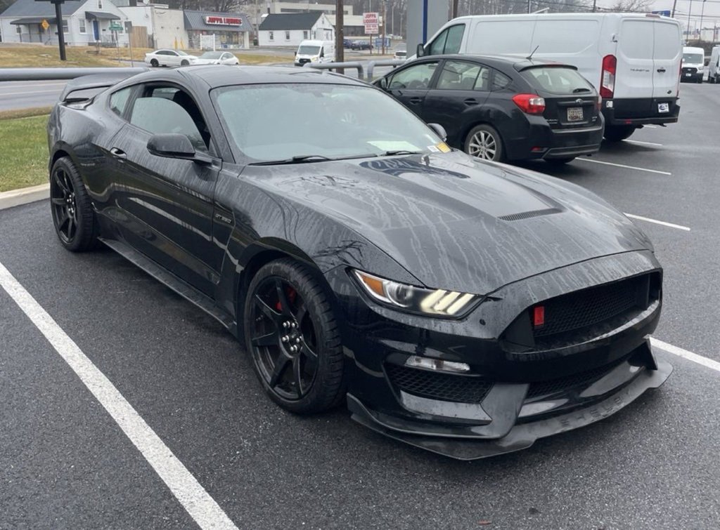 Used 2017 Ford Mustang Shelby GT350R w/ GT350R Equipment Group 920A image 26